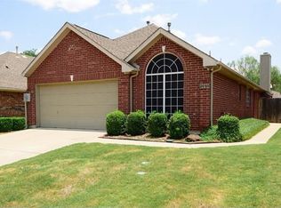 2089 Amherst Dr, Lewisville, TX 75067