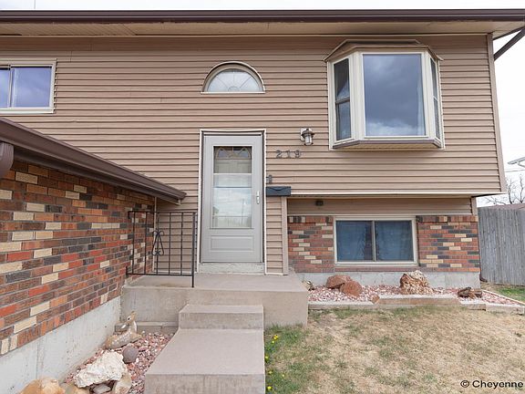 3rd image of 219 Norma Ct