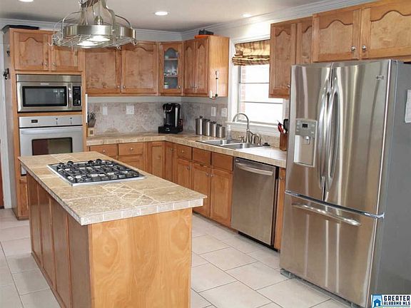 3rd image of 409 Coosa Pines Dr