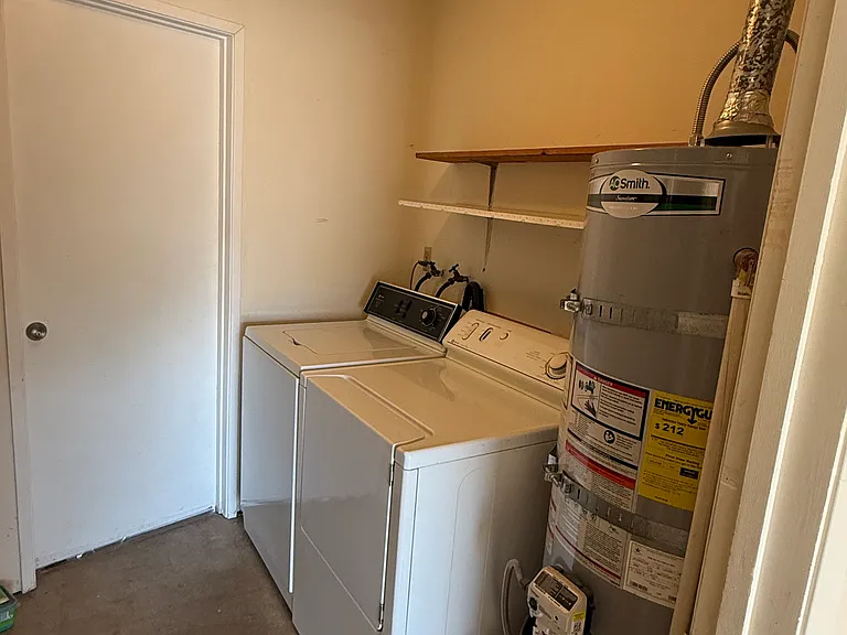 1494 Falcon Ct #2 — Photo 8
