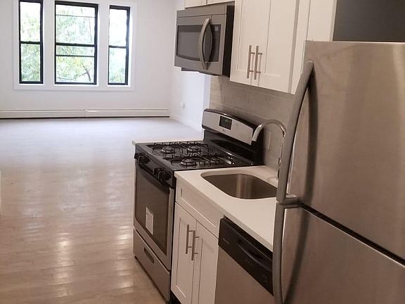 3rd image of 23 Gifford Ave #6A