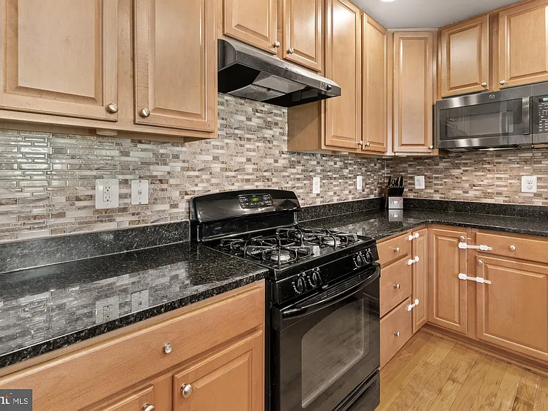 3565 Holborn Pl — Photo 15