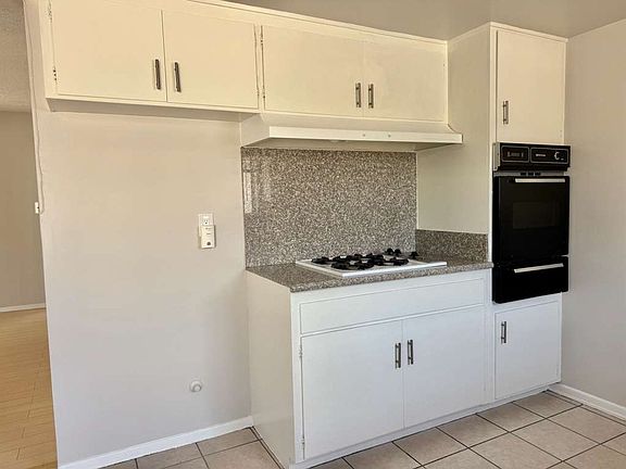 5th image of 731 N Azusa Ave APT 27