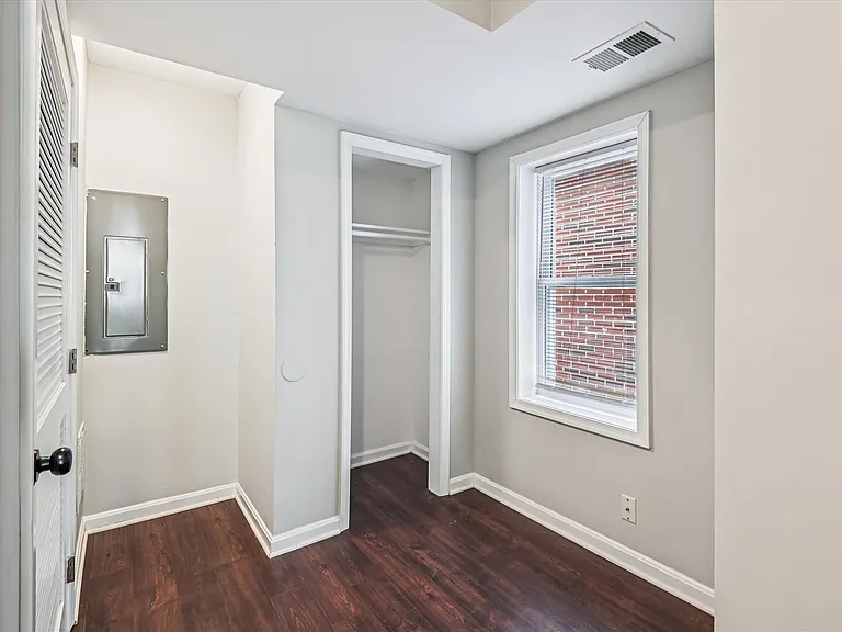 1324 W Lombard St #2 — Photo 6