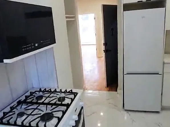 26 Dales Ave Floor 2, Jersey City, NJ 07306