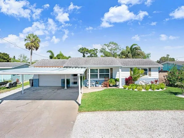 13400 Neptune Dr, Hudson, FL 34667