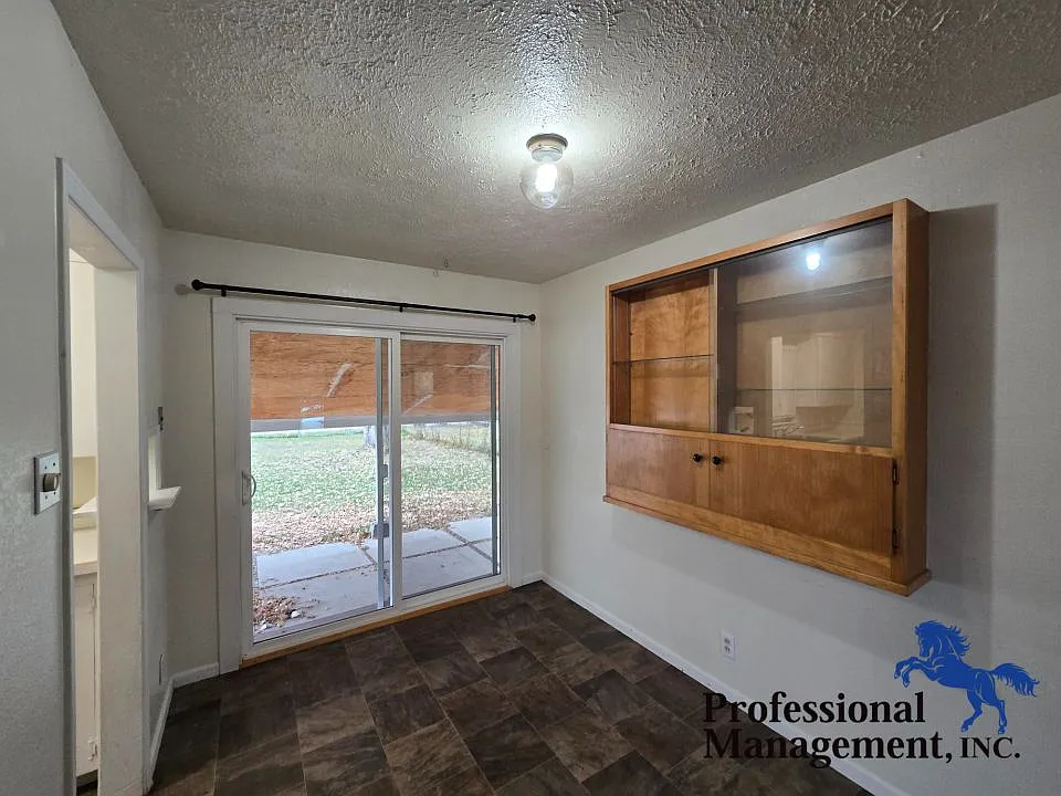 2 bed, 1.0 bath, 797 sqft, $1,495 — Photo 4