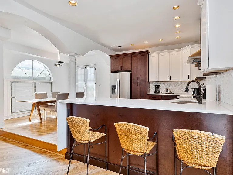 1517 W Irving Park Rd #CH — Photo 13