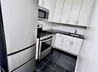 14420 38th Ave APT 3L, Flushing, NY 11354