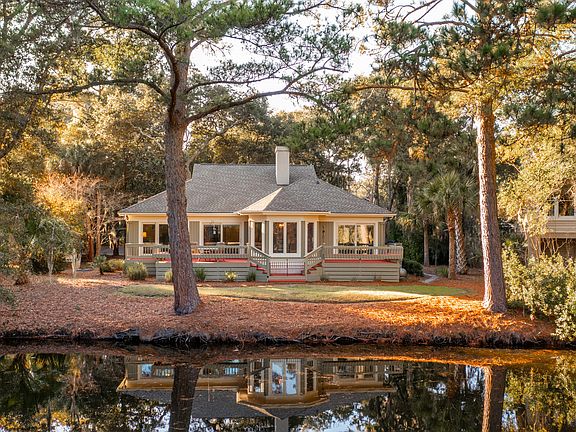 3rd image of 2105 Loblolly Ln