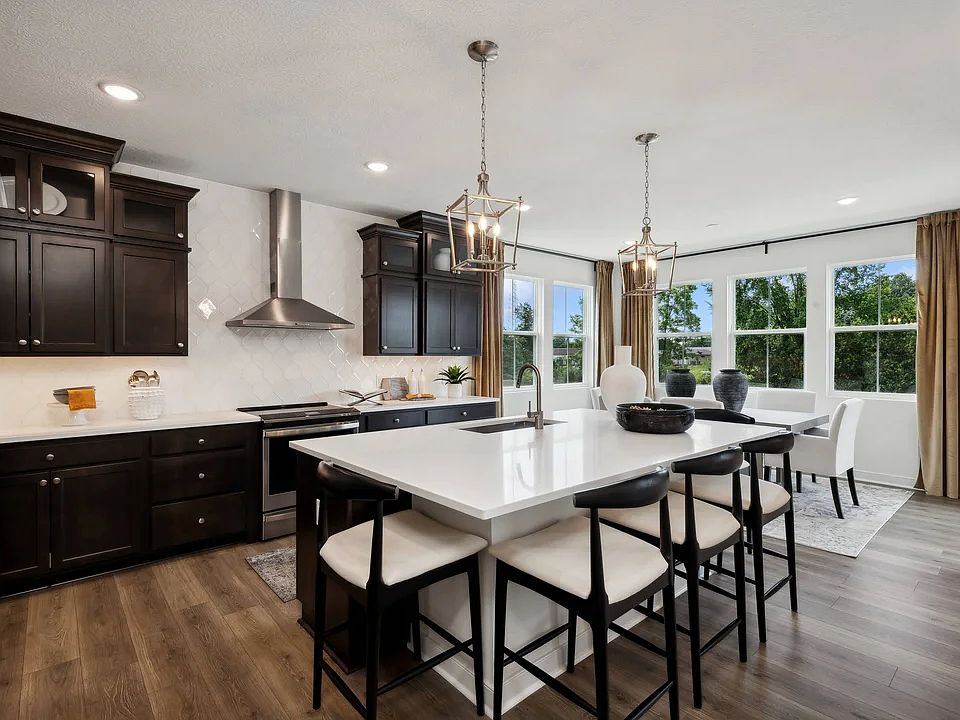 Kitchen with island