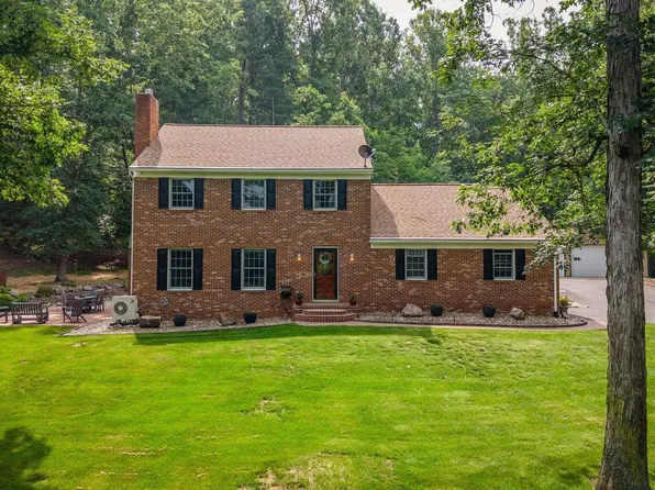 9458 Hopkins Gap Rd, Fulks Run, VA 22830