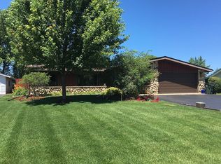 23724 W Lake Vista Ave, Antioch, IL 60002