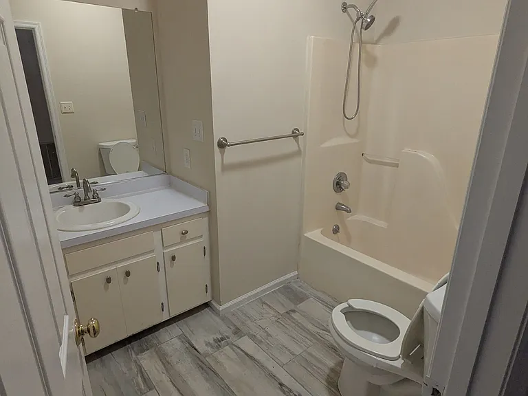 109 Highland Dr — Photo 15