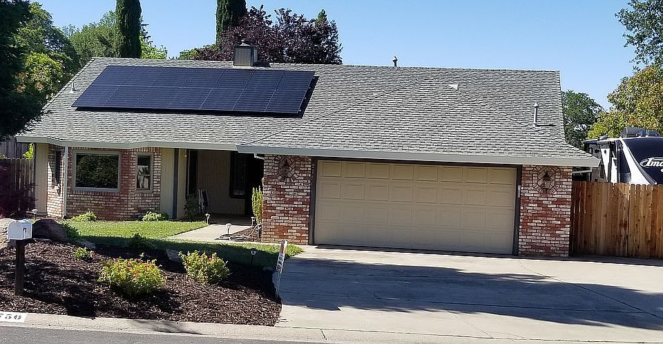 1st image of 2750 King Edward Dr