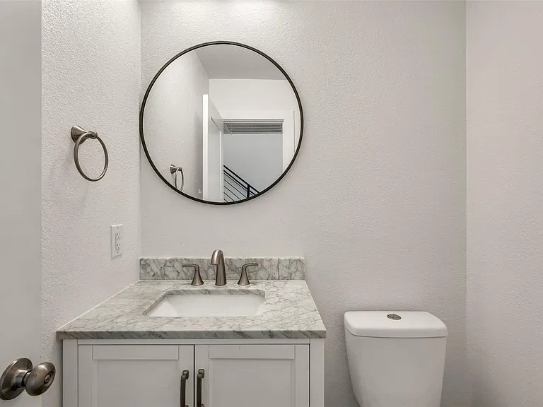 12312 Yarmont Way — Photo 11