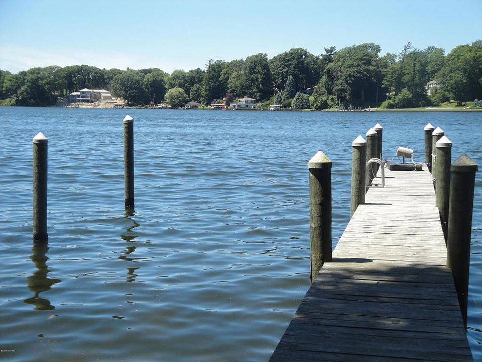15649 Littlefield Ln, Spring Lake, MI 49456 Zillow