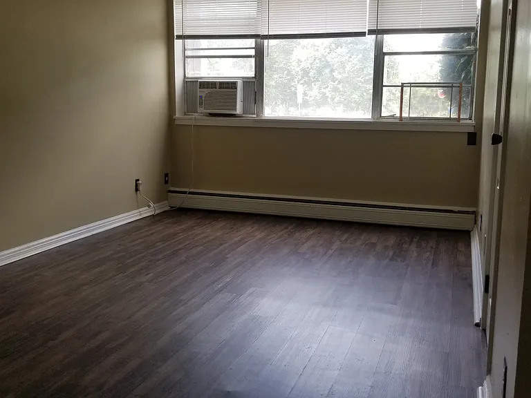 2425 Shelby St #2A — Photo 9