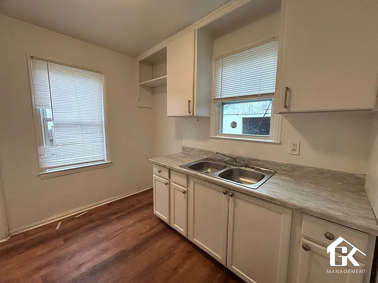 5915 Farmbrook St — Photo 8