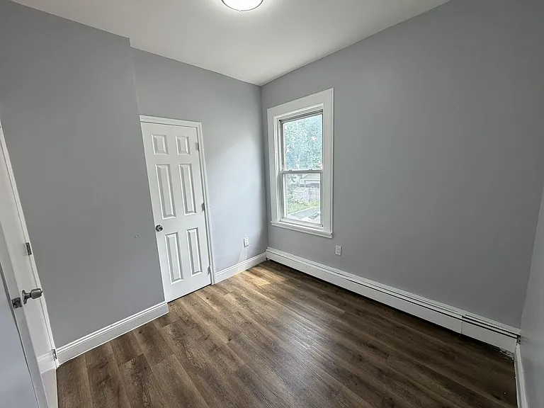 105 23rd Ave — Photo 7