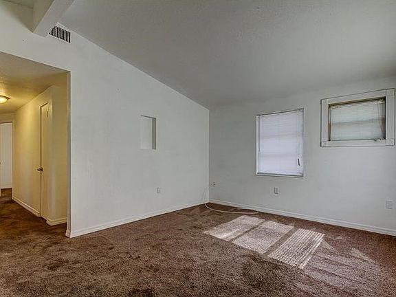 3rd image of 7401 S West Shore Blvd