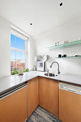 Rented by Town Residential | media 4