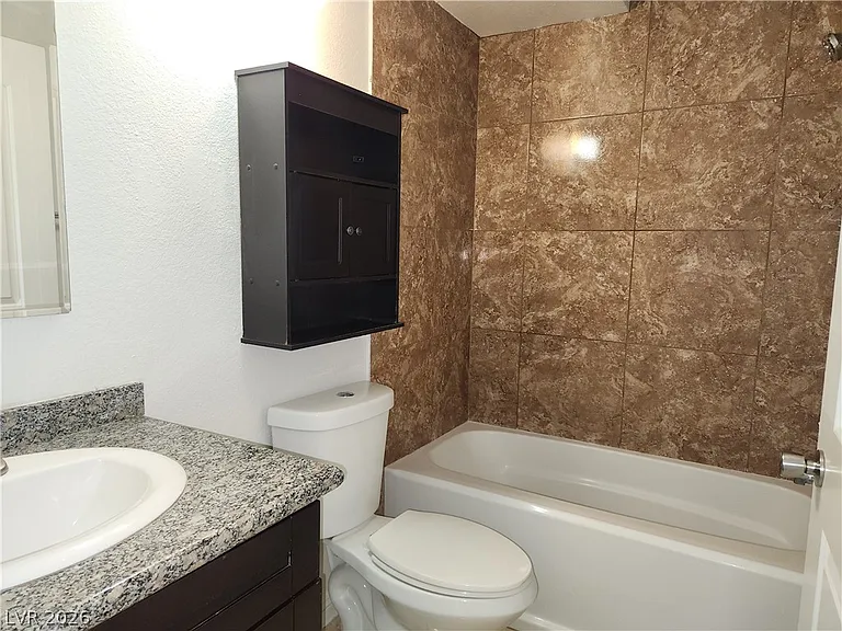 6556 Bradford Ln — Photo 19
