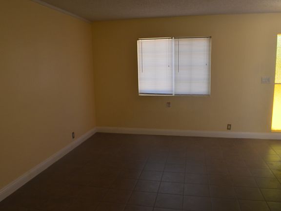 3rd image of 4918 Lana Dr