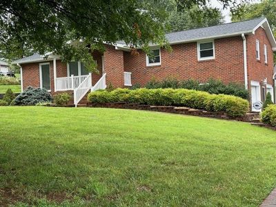 155 Lakeside Park Dr, Hendersonville, TN, 37075