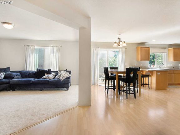 5th image of 5200 NE 25th Pl