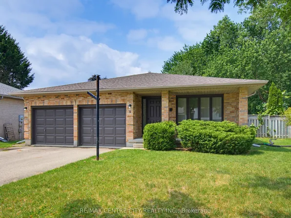9 Yarmouth Dr, London, ON N5V 4T9