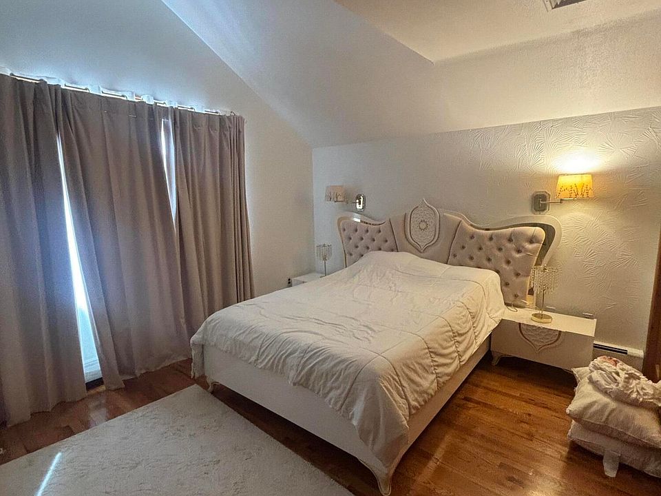2nd image of 165 Martin Ave