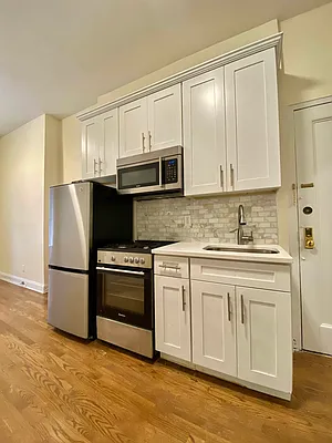 Rented by Waverly Realty Associates | media 12