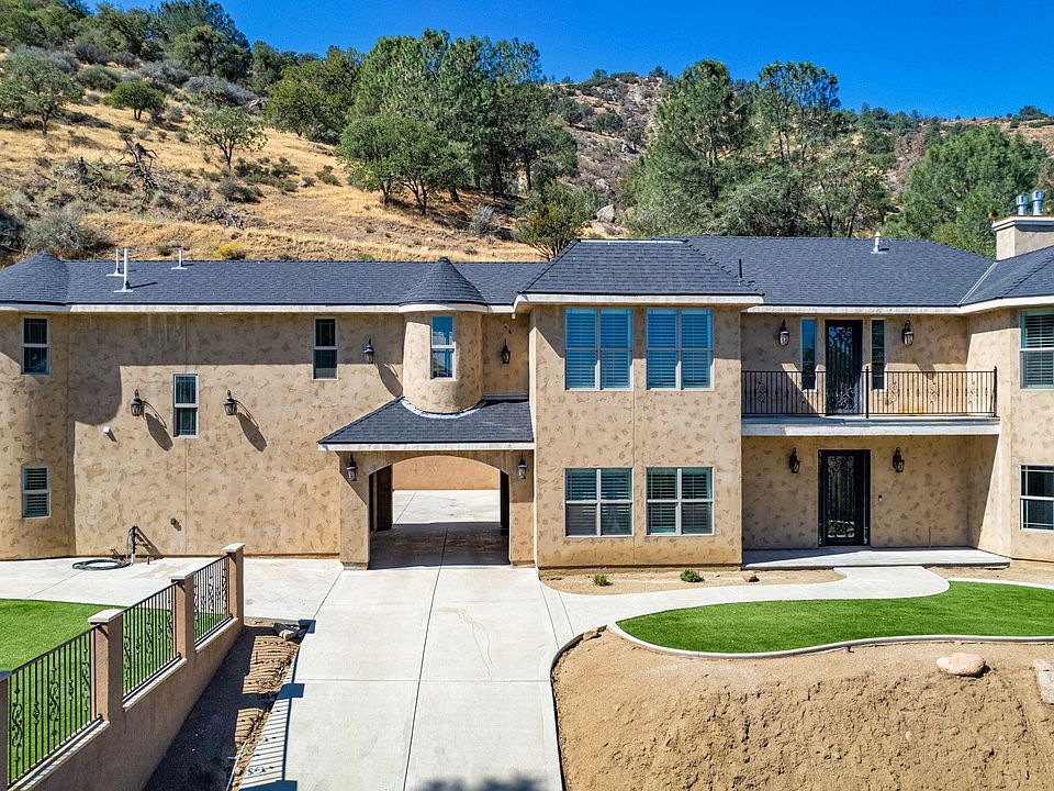 1st image of 21824 Sunnybrook Dr