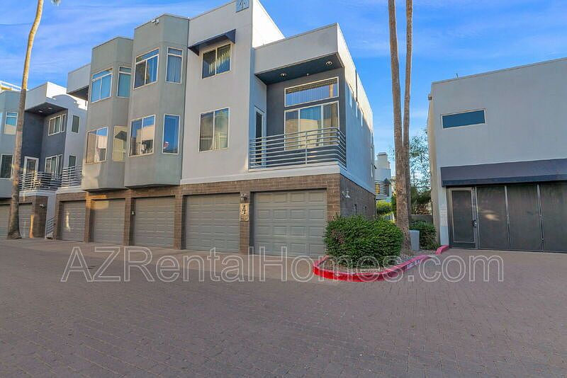 1st image of 3633 N 3rd Ave Unit 2025