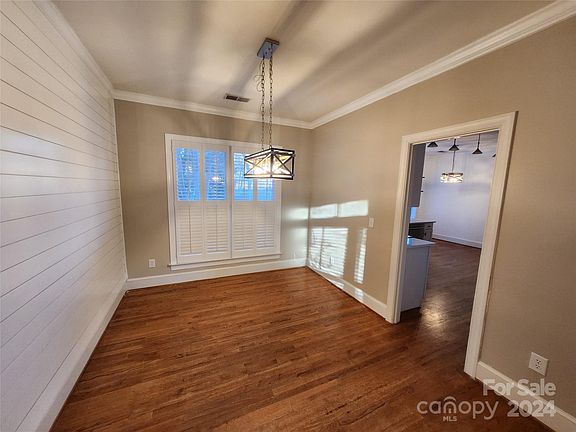 5th image of 7625 Swinford Pl