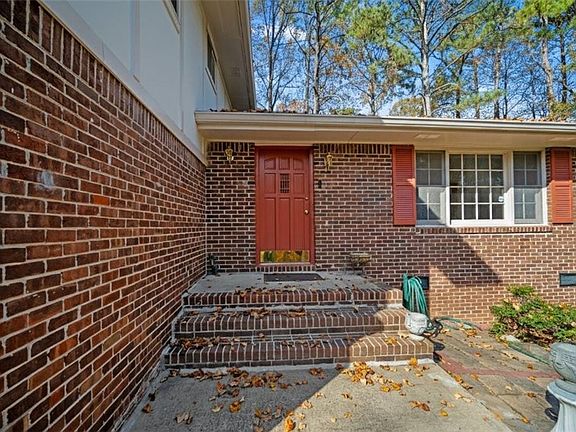 2nd image of 4955 Springfield Dr