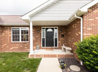 9621 Browning St, Mascoutah, IL 62258