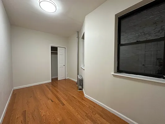 Rented by Oxford Property Group | media 18