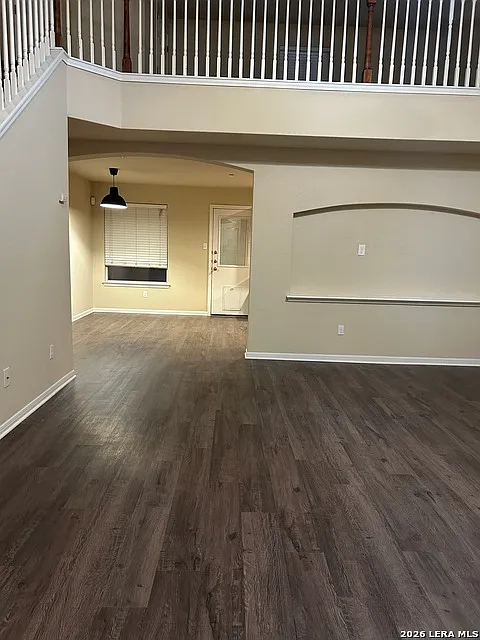 3 bed, 2.5 bath, 1849 sqft, $1,950 — Photo 3