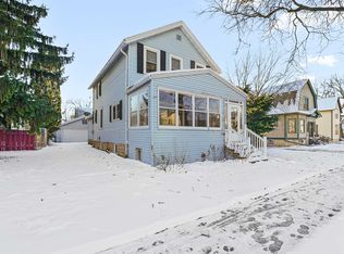 94 7th St, Fond Du Lac, WI 54935