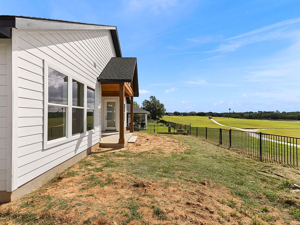 1st image of 165 Whitewing Way