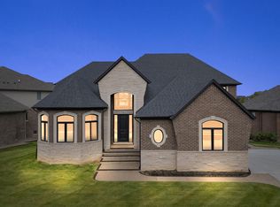 15973 Via Colico, Macomb, MI 48042