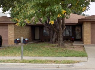 6412 York Dr UNIT B, Lubbock, TX 79414