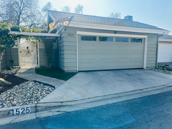 1525 E Vassar Drive, Visalia, CA 93292