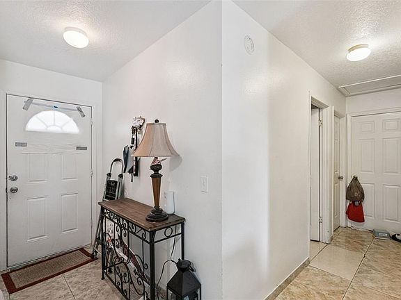 2nd image of 6833 Longmeade Ln