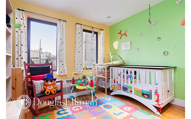 Sold by Douglas Elliman | media 7