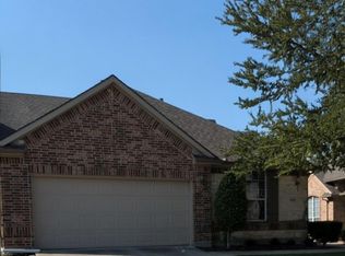 1848 Sandpiper Ln, Carrollton, TX 75007