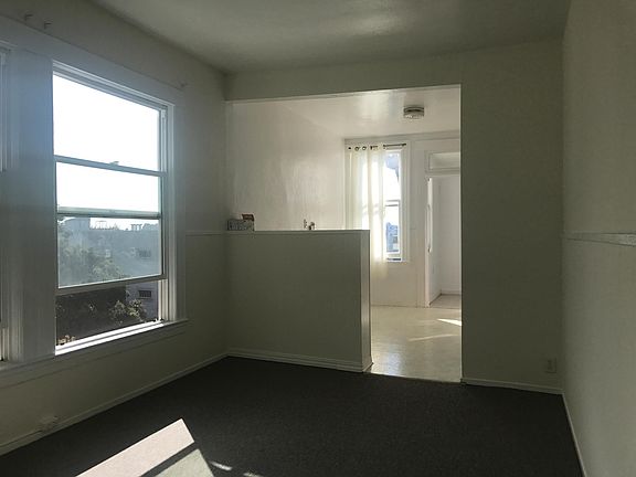 3rd image of 873 Oak St