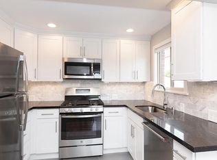 821 3rd Ave N, Seattle, WA 98109